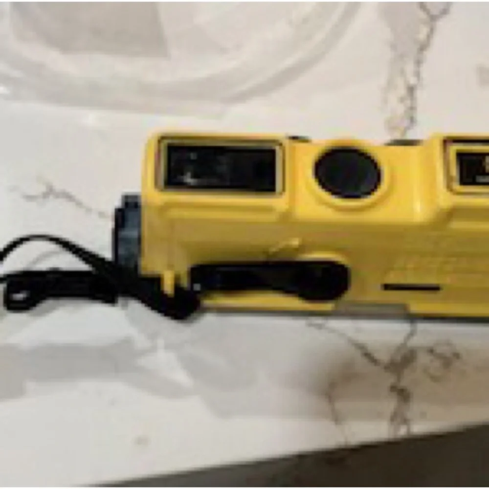 Minolta Weathermatic Camera Underwater Point & Shoot